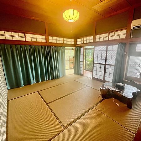 みやうら御殿 Appartement Imabari Railway Station Buitenkant foto